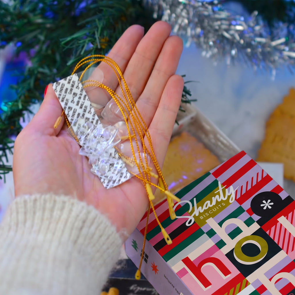 Boîte de 12 biscuits - Biscuits à accrocher au sapin de Noël