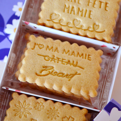 Boîte de 12 Biscuits - Coffret Fête des grands-mères